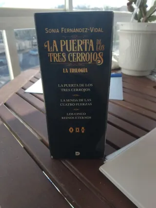 Trilogía La puerta de los tres cerrojos