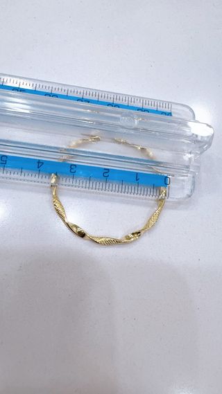 Orecchini cerchio intrecciati oro 18kt 750