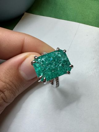 Sterling Silver Ring 925 with an Emerald Stone