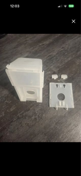 25 Comedero tolva 2 gr