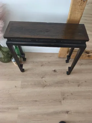 Mesa consola de madera negra