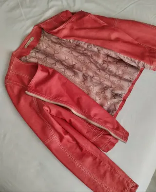 Chaqueta motera Laura J Roja Talla L