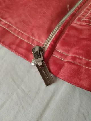 Chaqueta motera Laura J Roja Talla L