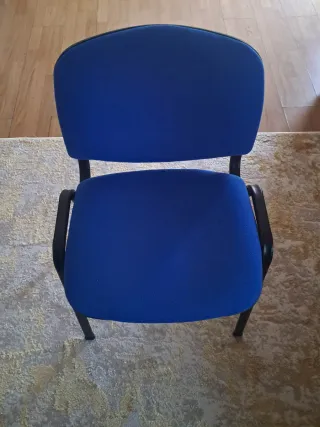 Silla de oficina azul