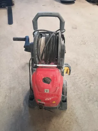 Hidrolimpiadora Kärcher Profesional