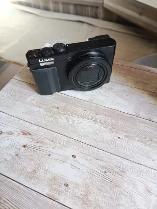 Panasonic Lumix TZ70 Negra