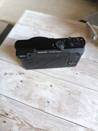 Panasonic Lumix TZ70 Negra