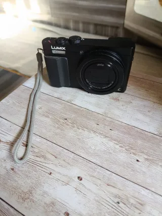 Panasonic Lumix TZ70 Negra