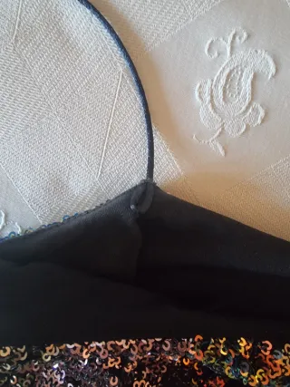 Vestido lentejuelas tirantes pull and bear