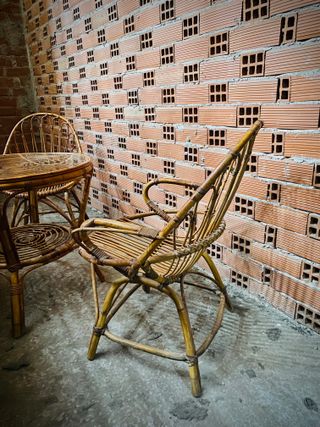 Conjunto mesa y 4 sillas de mimbre