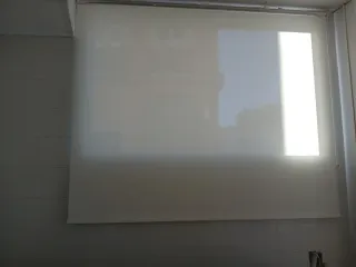 Estores enrollables  blancos labables 150 e los 2