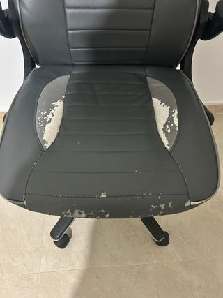 Silla gamer negra (ni envio)