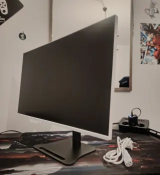 Monitor MSI PRO MP257W E2 +Soporte Negro de Regalo