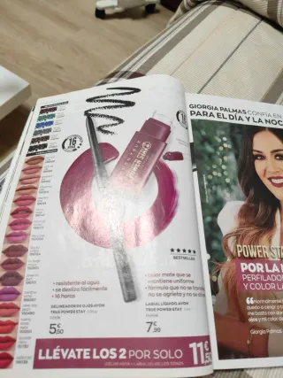 Pintalabios Líquido Avon Mark y Power Stay