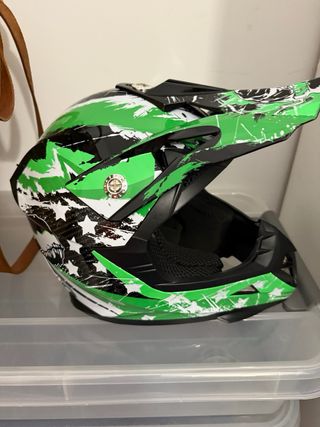 Casco BMX niño verde como nuevo
