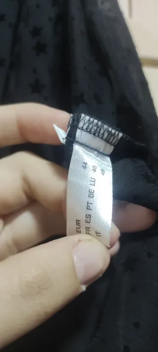 Blusa negra manga larga transparente