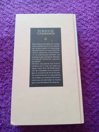 Libro "En busca de Tutankamón"