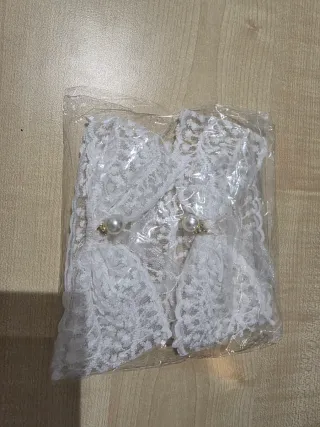 8 Fiocchi Pizzo Decorativi