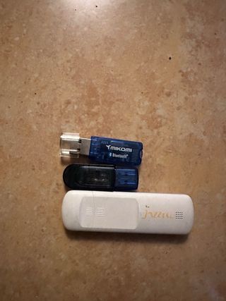 2 adattatori USB Bluetooth Mikomi + 1 chiavetta Jazztel