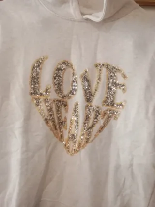 Camisola Zara com coração de lantejou