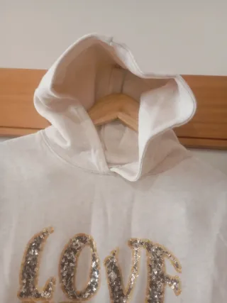 Camisola Zara com coração de lantejou