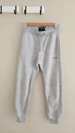 Chandal McKenzie gris