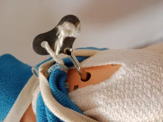 Bambola vintage con girello e sonaglio