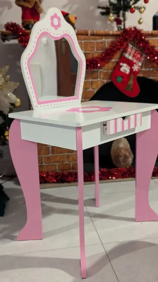 Tocador de maquillaje para niña