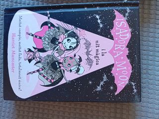 Libros tapa dura de Isadora Moon y Mirabella.