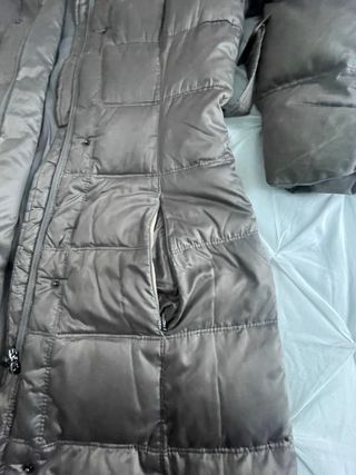 Abrigo Geox plumífero color visón