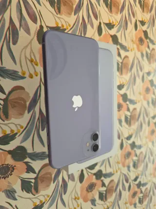 iPhone 11 128 GB Morado