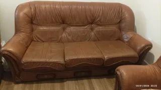 Sofá y 2 sillones de piel marrón