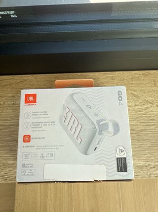 JBL GO4 Altavoz Bluetooth Gris/Blanco