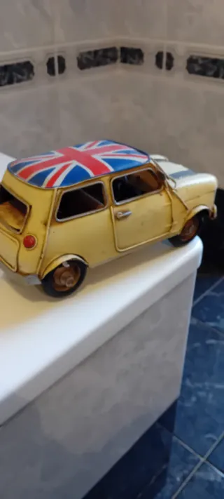 Mini metallo modellino bandiera UK