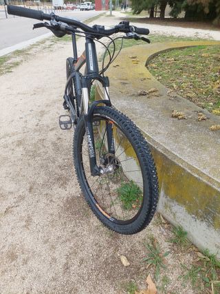 Bicicleta Decathlon ST900