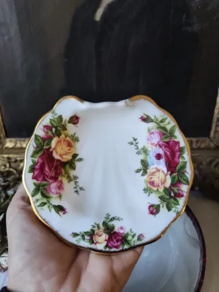 Ciotolina Royal Albert in porcellana