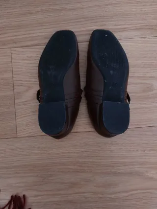 Zapatos marrones con elástico talle 37