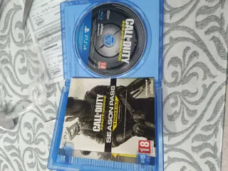 Call of Duty Infinite Warfare Legacy Edition PS4