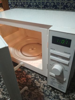 Microondas Sauber Blanco