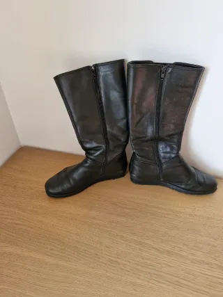 Botas altas negras de piel