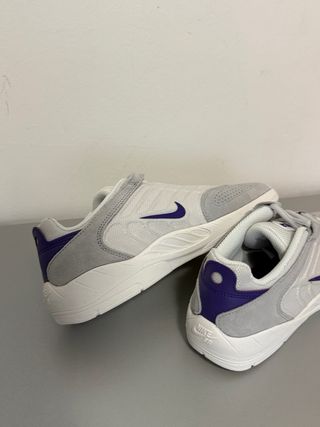 Nike Scarpe Grigie Viola Taglia 42.5