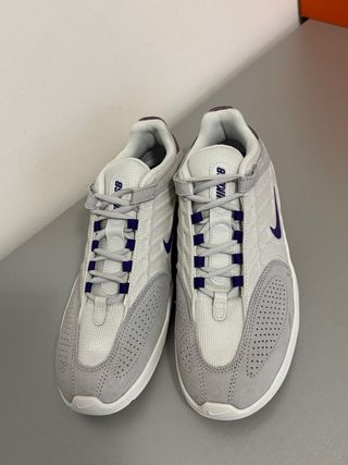 Nike Scarpe Grigie Viola Taglia 42.5