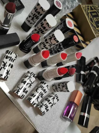 Pintalabios Mark Avon Varios Colores