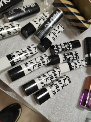 Pintalabios Mark Avon Varios Colores