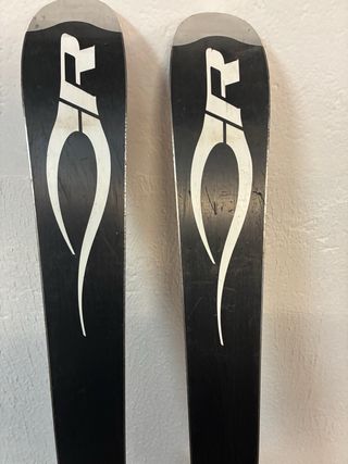 Esquís Bandit B1 168, fijaciones freeride y focas