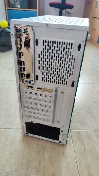 PC Gaming NitroPC Ryzen 5 | 16GB RAM | 1TB NVMe