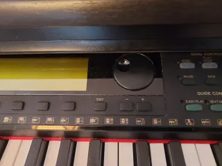 Piano Yamaha Clavinova CVP-92