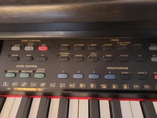 Piano Yamaha Clavinova CVP-92