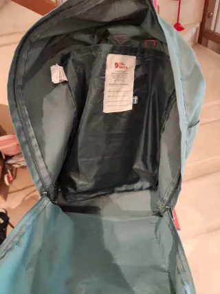 Mochila Fjallraven Kanken Verde y Rosa