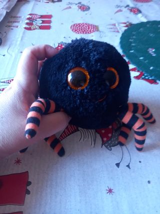 * Peluche pequeño araña Halloween ojos brillantes.